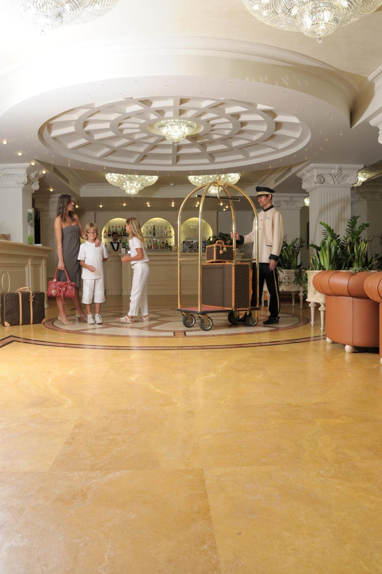 Hotel Conchiglia Cervia Exterior foto